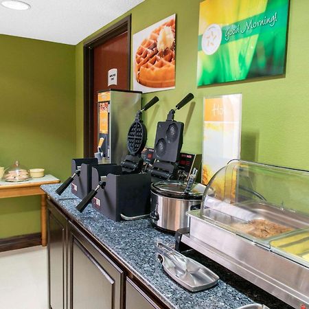 Quality Inn & Suites Anderson I-69 Kültér fotó