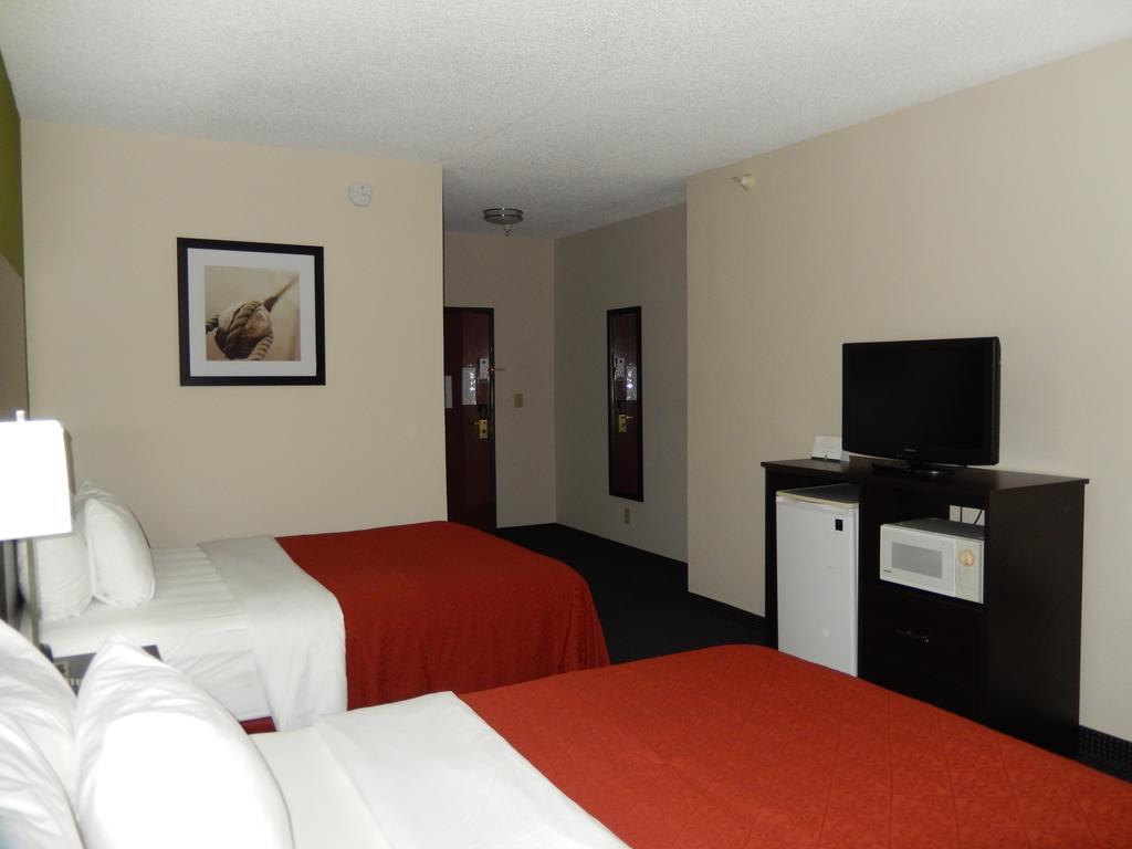 Quality Inn & Suites Anderson I-69 Kültér fotó