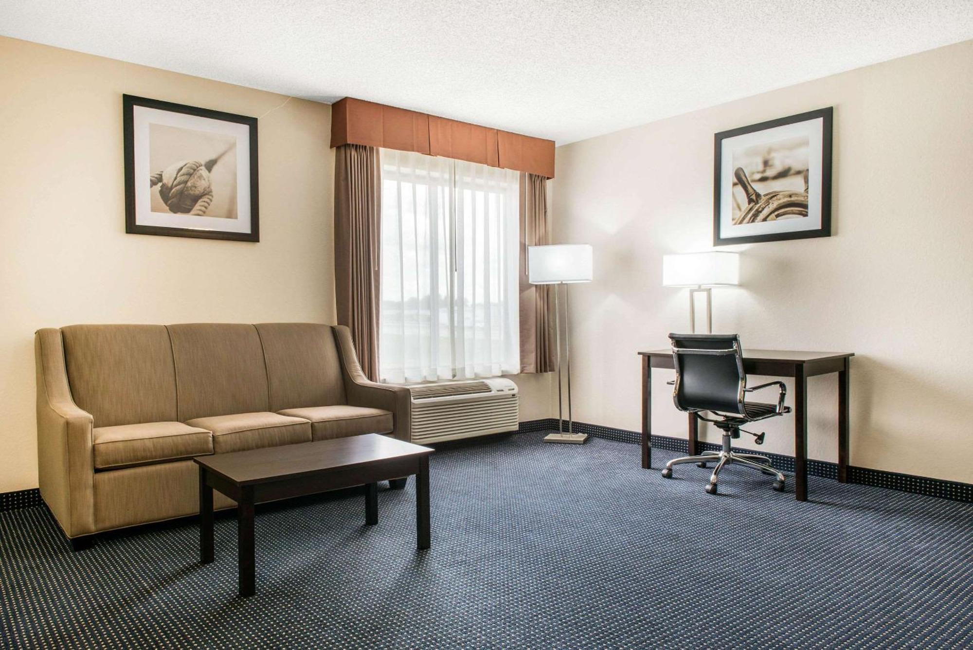 Quality Inn & Suites Anderson I-69 Kültér fotó
