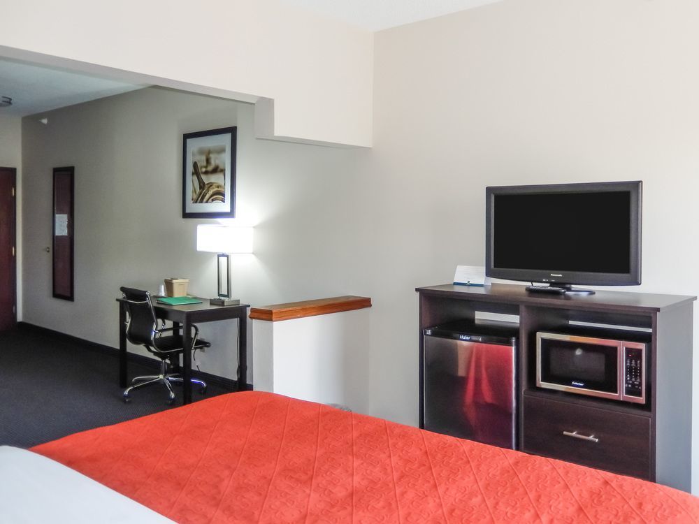 Quality Inn & Suites Anderson I-69 Kültér fotó