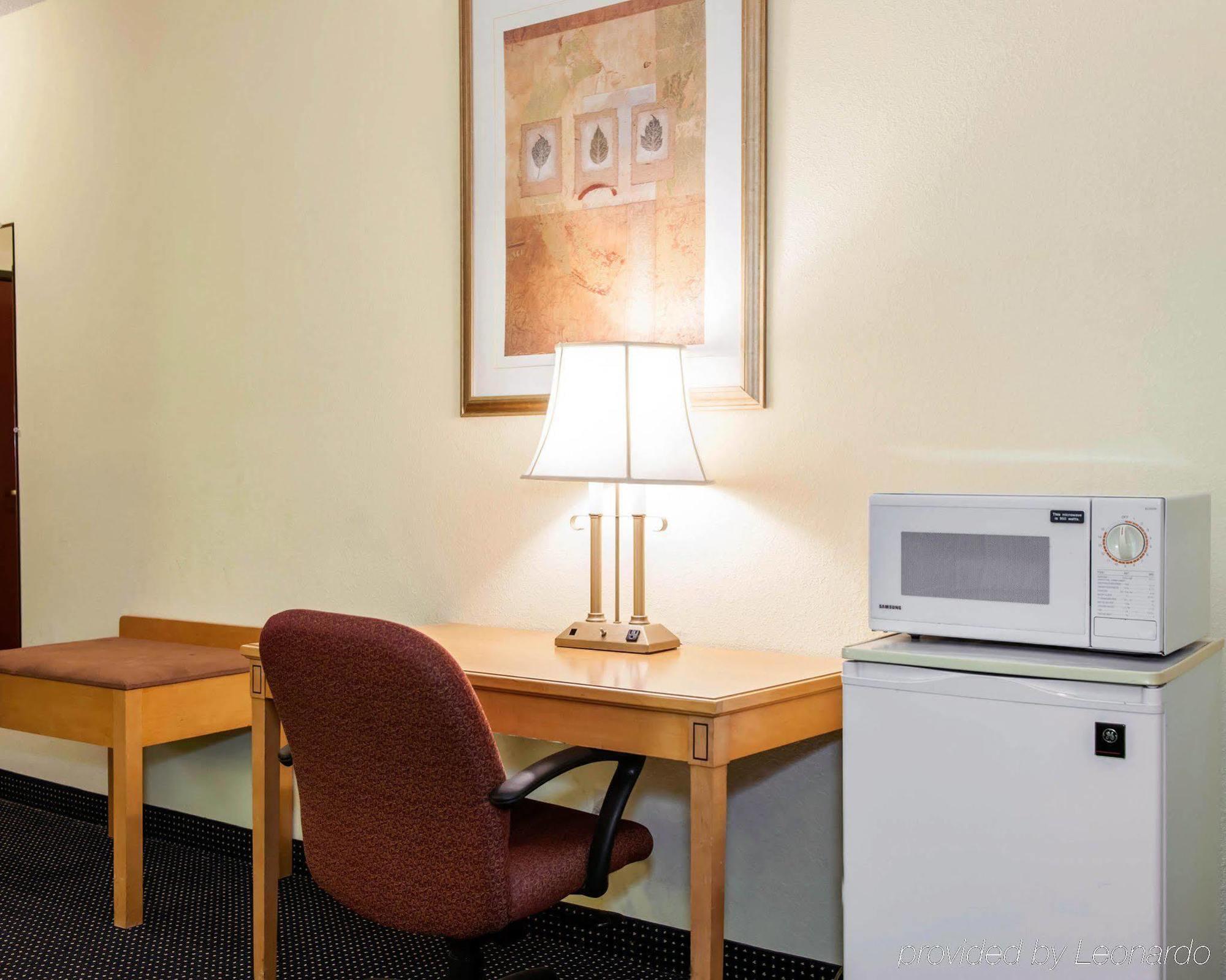 Quality Inn & Suites Anderson I-69 Kültér fotó